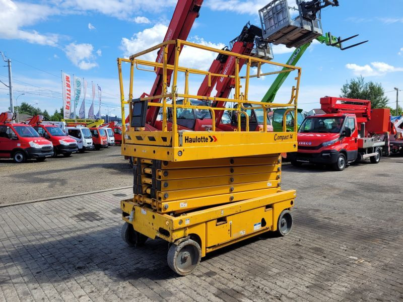Podnośnik nożycowy elektryczny 14 m Haulotte Compact 14 - Nacelle ciseaux: photos 3 Podnośnik nożycowy elektryczny 14 m Haulotte Compact 14 - Nacelle ciseaux: photos 3