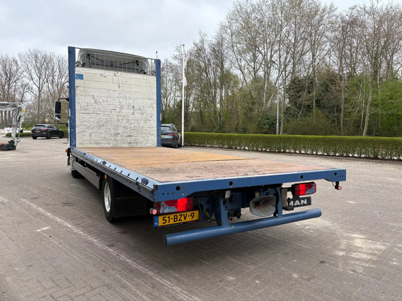 MAN TGL 8.250 / 6 CILINDER / SLAAPCABINE / STANDKACHEL - NACHTAIRCO / VANGMUIL 40 mm / AUTOMAAT / ALCOA VELGEN / APK - TUV JANUARI 2 - Camion plateau: photos 3 MAN TGL 8.250 / 6 CILINDER / SLAAPCABINE / STANDKACHEL - NACHTAIRCO / VANGMUIL 40 mm / AUTOMAAT / ALCOA VELGEN / APK - TUV JANUARI 2 - Camion plateau: photos 3