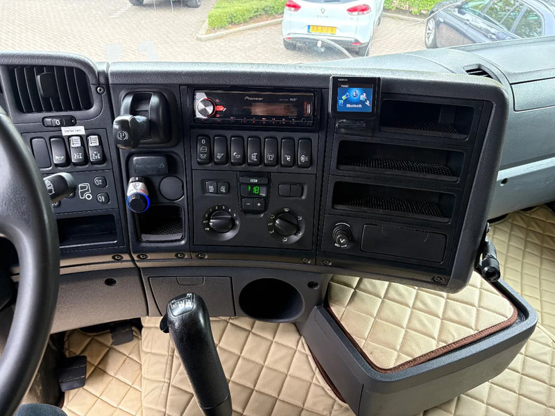 Tracteur routier Scania R500 V8 / 6x4 / HANDGESCHAKELD / SCHUIFSCHOTEL / HYDRAULIEK / RETARDER /: photos 11 Tracteur routier Scania R500 V8 / 6x4 / HANDGESCHAKELD / SCHUIFSCHOTEL / HYDRAULIEK / RETARDER /: photos 11