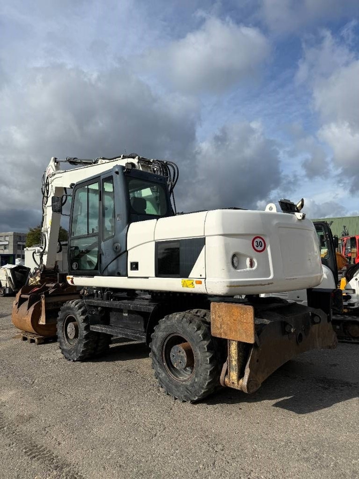 CAT M 316 D - Pelle sur pneus: photos 2 CAT M 316 D - Pelle sur pneus: photos 2