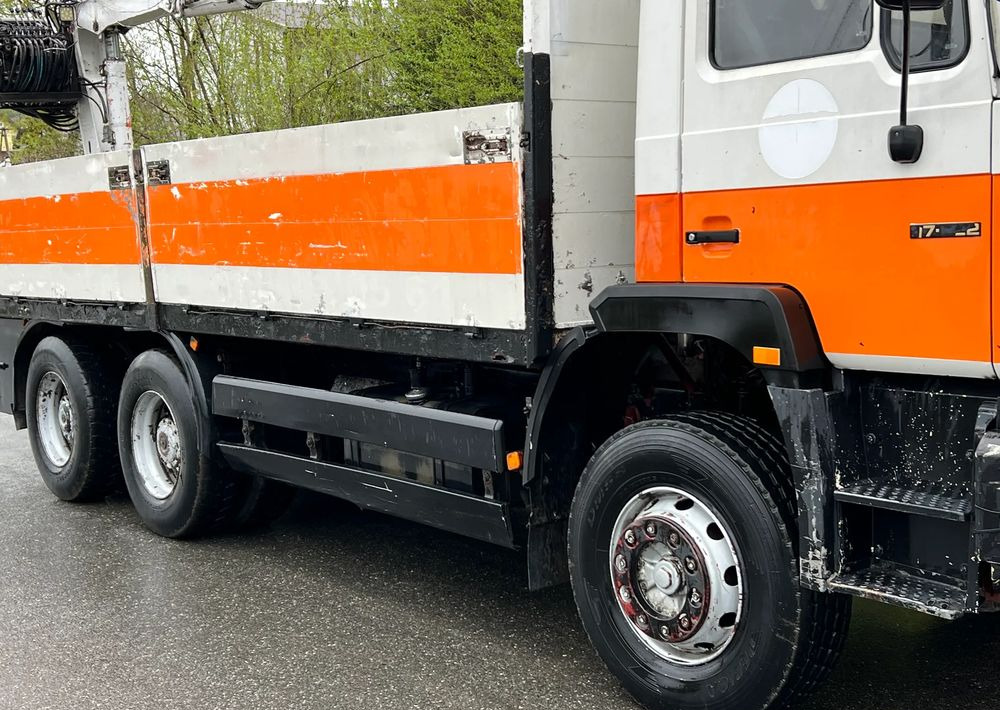 MAN 27-322 MAN 6x4 HDS ATLAS 140 - Camion plateau: photos 3 MAN 27-322 MAN 6x4 HDS ATLAS 140 - Camion plateau: photos 3