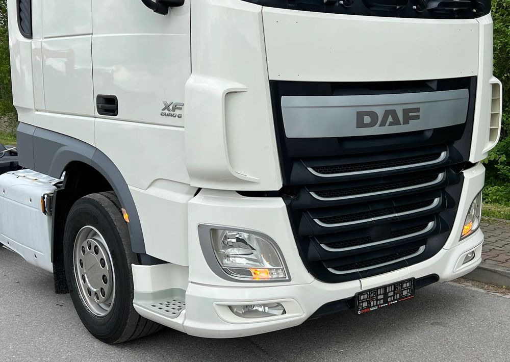 DAF * DAF XF 106 * SPROWADZONY * SUPER STAN CIĄGNIK SIODŁOWY Euro 6 - Tracteur routier: photos 2 DAF * DAF XF 106 * SPROWADZONY * SUPER STAN CIĄGNIK SIODŁOWY Euro 6 - Tracteur routier: photos 2