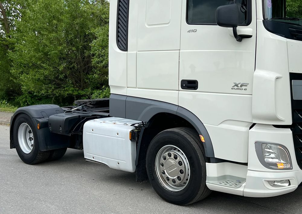 DAF * DAF XF 106 * SPROWADZONY * SUPER STAN CIĄGNIK SIODŁOWY Euro 6 - Tracteur routier: photos 4 DAF * DAF XF 106 * SPROWADZONY * SUPER STAN CIĄGNIK SIODŁOWY Euro 6 - Tracteur routier: photos 4