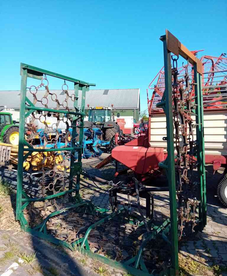 Hofstede 8,00 m. weidesleep *Verkocht/sold* - Herse à chaîne: photos 2 Hofstede 8,00 m. weidesleep *Verkocht/sold* - Herse à chaîne: photos 2