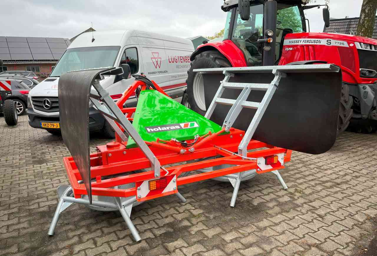 Holaras Jumbo HK kuilverdeler nieuw Weidebouwmachines - Matériel d'ensilage: photos 2 Holaras Jumbo HK kuilverdeler nieuw Weidebouwmachines - Matériel d'ensilage: photos 2