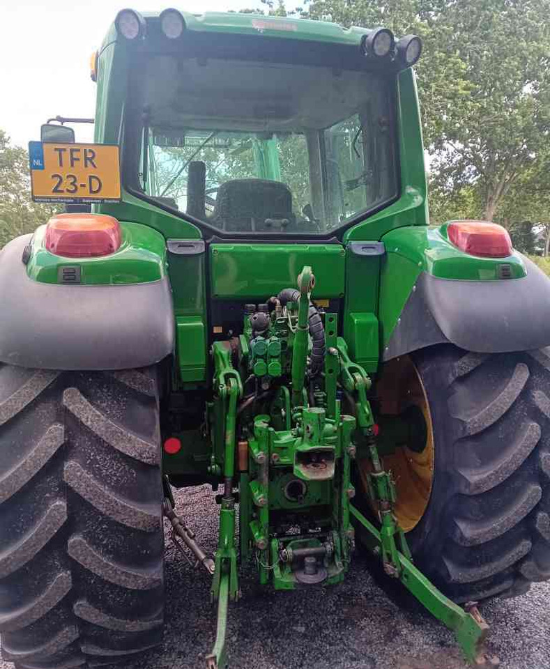 John Deere 6320 met 623R voorlader - Tracteur agricole: photos 3 John Deere 6320 met 623R voorlader - Tracteur agricole: photos 3
