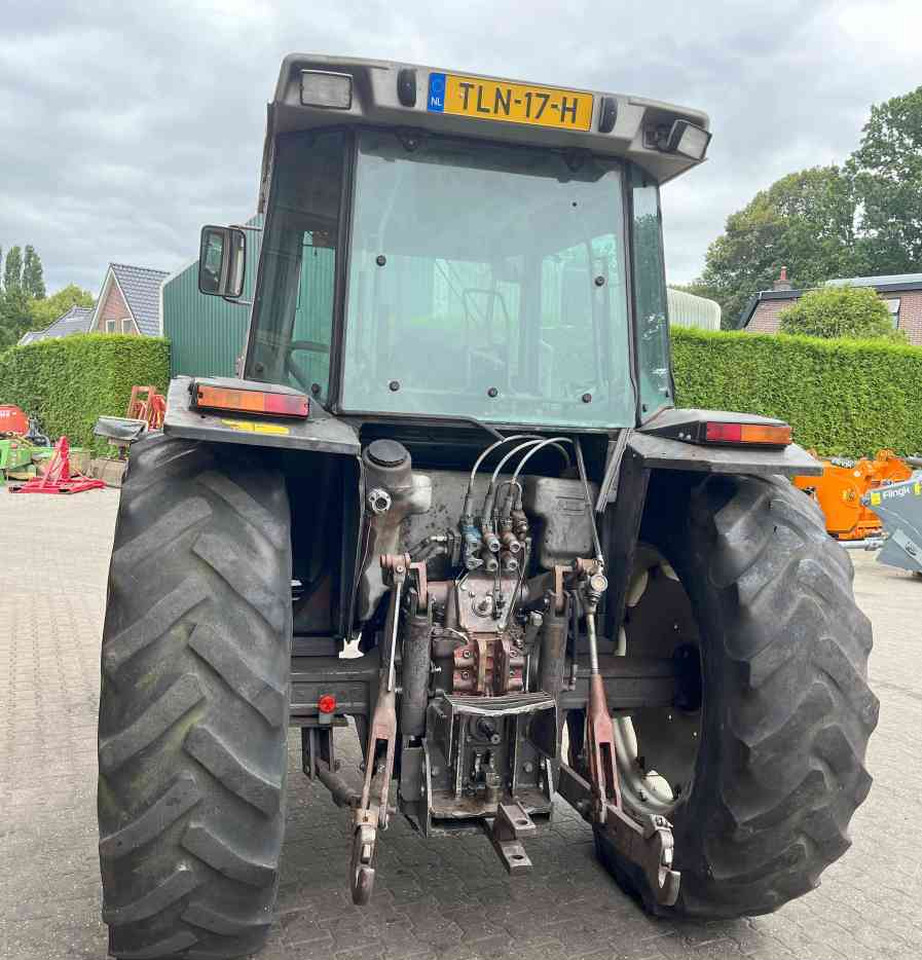 Massey Ferguson 3080 Speedshift Tractoren - Tracteur agricole: photos 4 Massey Ferguson 3080 Speedshift Tractoren - Tracteur agricole: photos 4