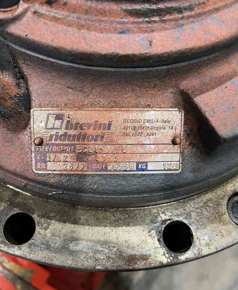 Peecon Brevini Planetair aandrijving voermengwagen vertragingskast vijzel diversen - Transmission pour Machine agricole: photos 4 Peecon Brevini Planetair aandrijving voermengwagen vertragingskast vijzel diversen - Transmission pour Machine agricole: photos 4