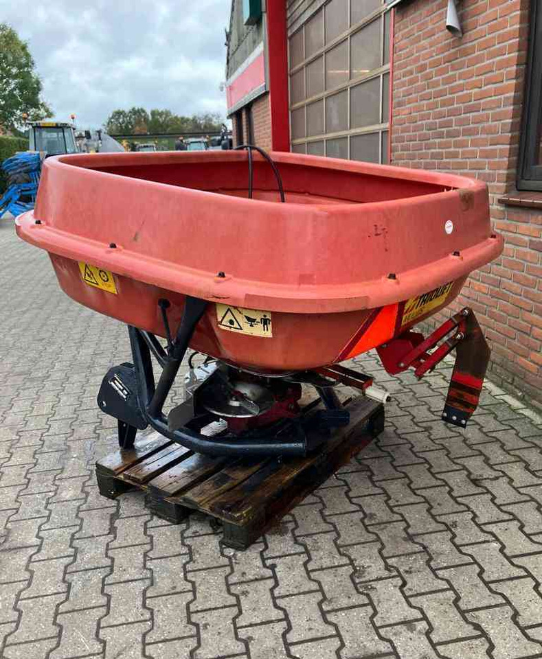 Trioliet TST Kunstmeststrooier mestverwerking - Distributeur d'engrais: photos 4 Trioliet TST Kunstmeststrooier mestverwerking - Distributeur d'engrais: photos 4