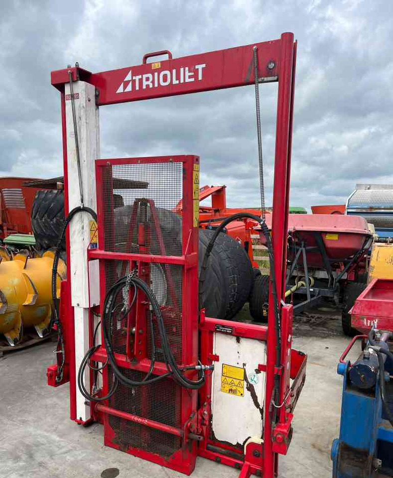 Trioliet TU195 Kuilvoersnijder kuilsnijder voermachines - Matériel d'ensilage: photos 3 Trioliet TU195 Kuilvoersnijder kuilsnijder voermachines - Matériel d'ensilage: photos 3