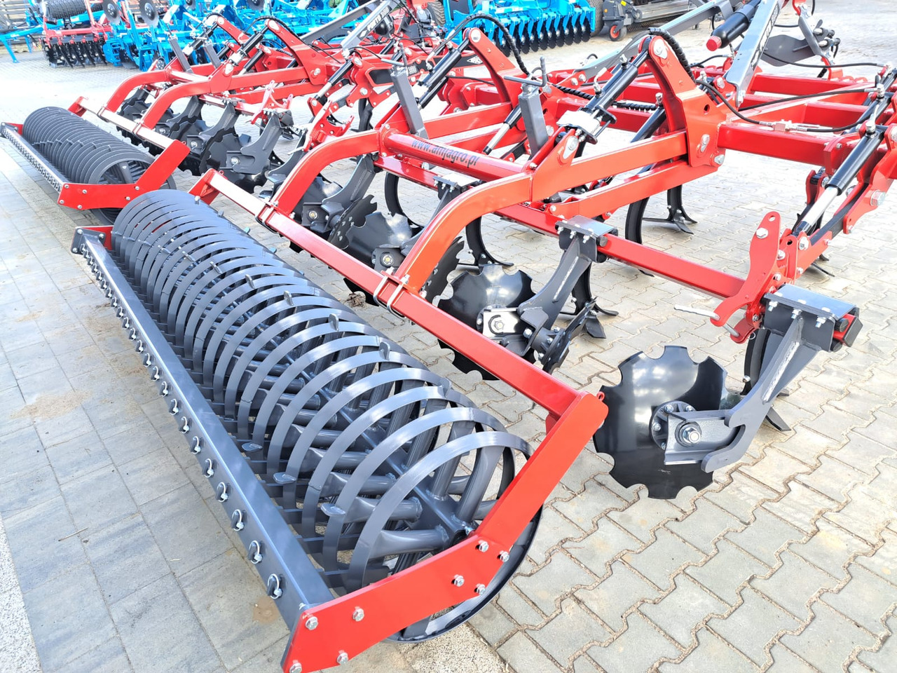 AMJ AGRO Porto 300 - Outils du sol: photos 3 AMJ AGRO Porto 300 - Outils du sol: photos 3