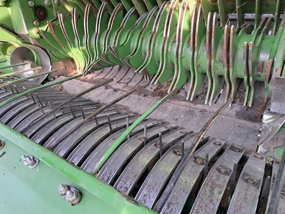 Krone Fortima V 1500 MC - Presse à balles rondes: photos 4 Krone Fortima V 1500 MC - Presse à balles rondes: photos 4