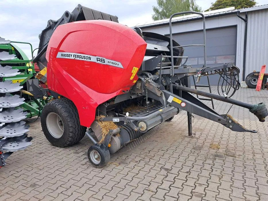 M-F MASSEY FERGUSON RB 4160V Xtra - Presse à balles rondes: photos 4 M-F MASSEY FERGUSON RB 4160V Xtra - Presse à balles rondes: photos 4