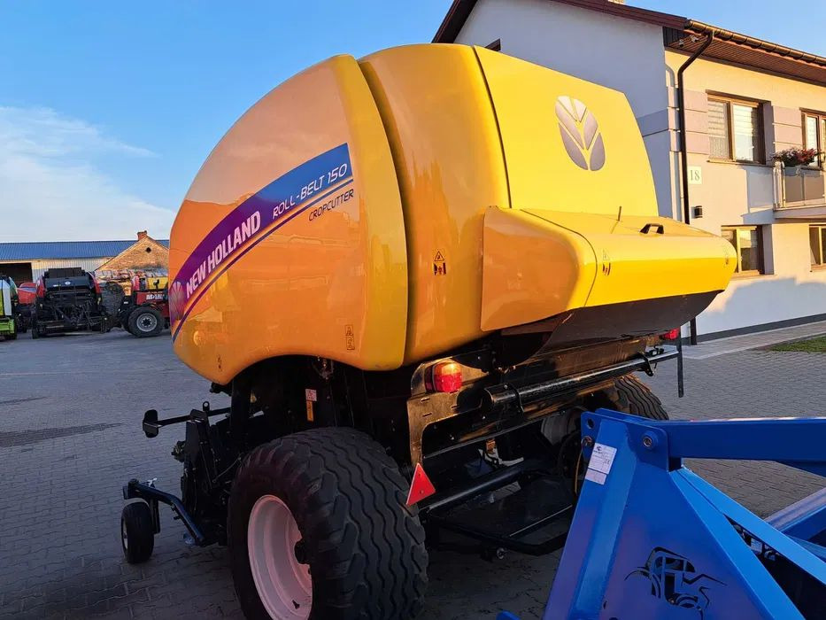 New holland ROLL-BELT 150 cropcutter - Presse à balles rondes: photos 3 New holland ROLL-BELT 150 cropcutter - Presse à balles rondes: photos 3