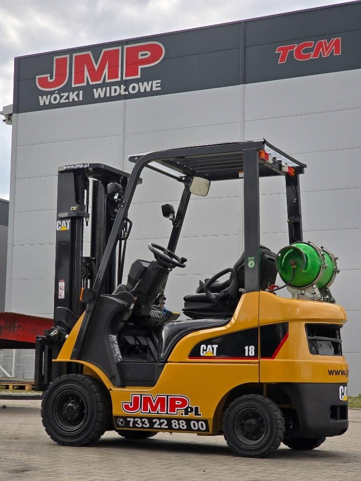CAT GP 18 NT - Chariot élévateur à gaz: photos 1 CAT GP 18 NT - Chariot élévateur à gaz: photos 1