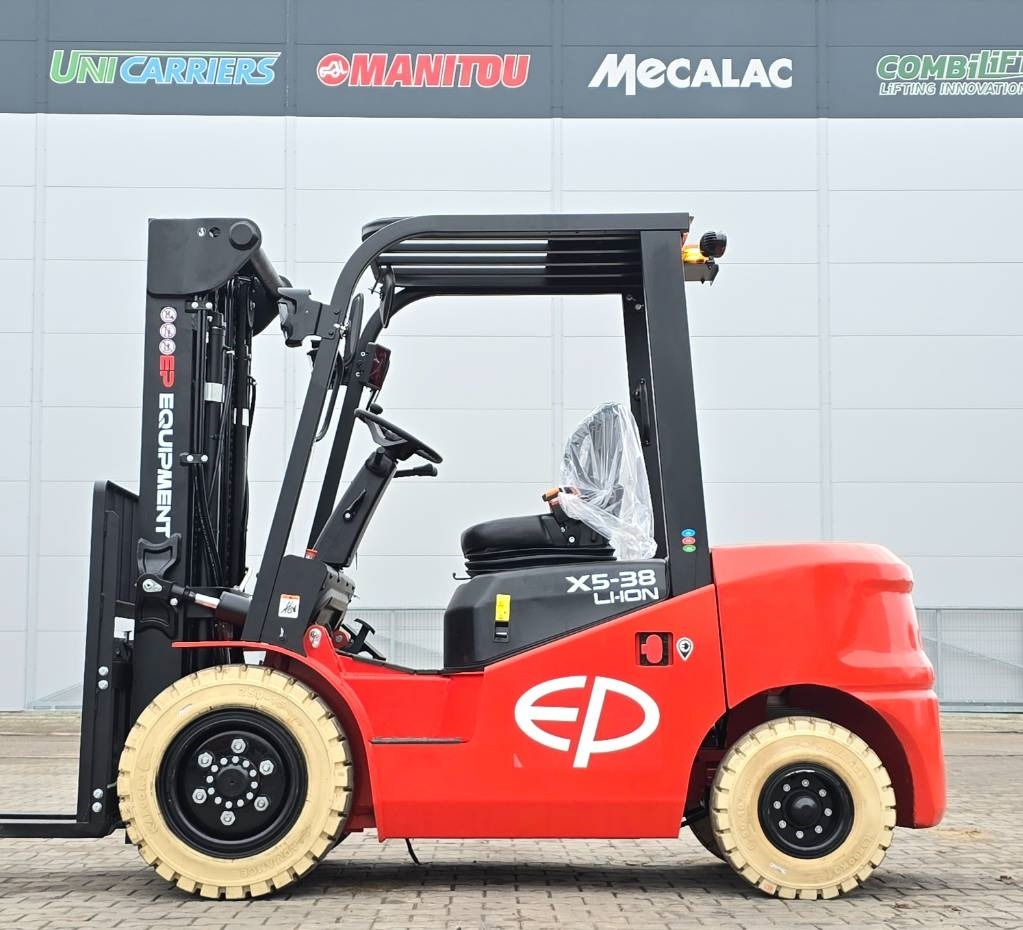EP EFL382 X5 LI-ON - Chariot élévateur électrique: photos 2 EP EFL382 X5 LI-ON - Chariot élévateur électrique: photos 2