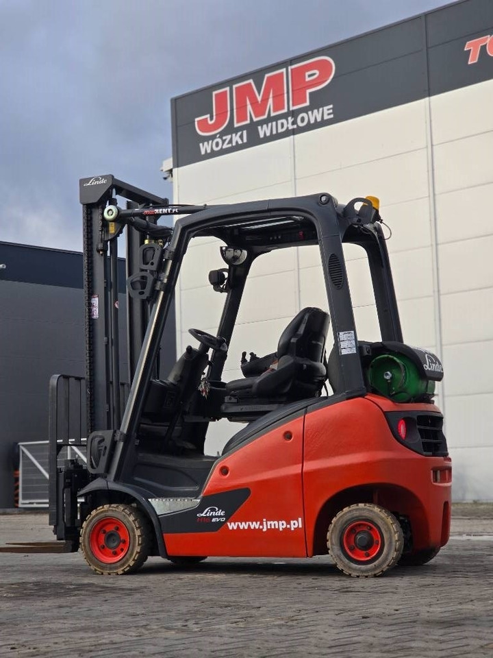 Linde H 16 T - 01 - Chariot élévateur à gaz: photos 2 Linde H 16 T - 01 - Chariot élévateur à gaz: photos 2