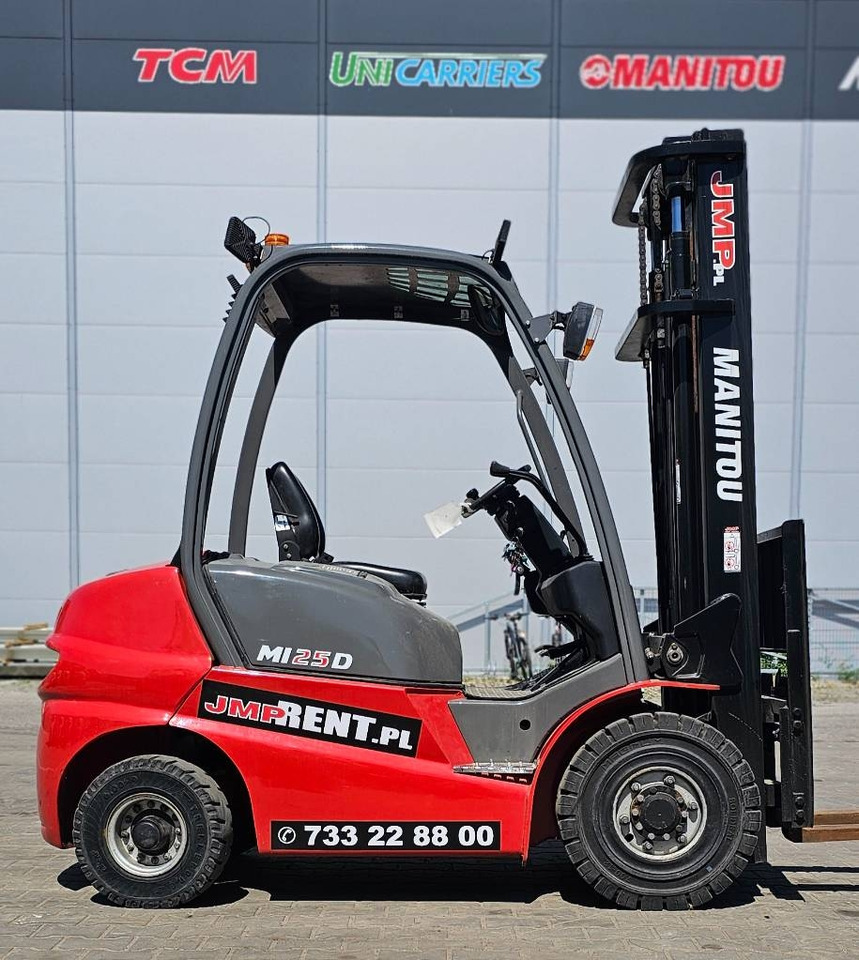 Manitou MI 25 D - Chariot élévateur diesel: photos 3 Manitou MI 25 D - Chariot élévateur diesel: photos 3