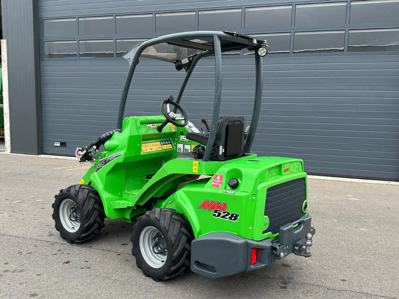 Avant 528 mini-shovel - Chargeuse compacte sur chenilles: photos 5 Avant 528 mini-shovel - Chargeuse compacte sur chenilles: photos 5