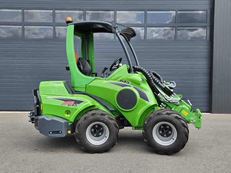 Avant 645i Rental mini-shovel - Chargeuse compacte sur chenilles: photos 2 Avant 645i Rental mini-shovel - Chargeuse compacte sur chenilles: photos 2