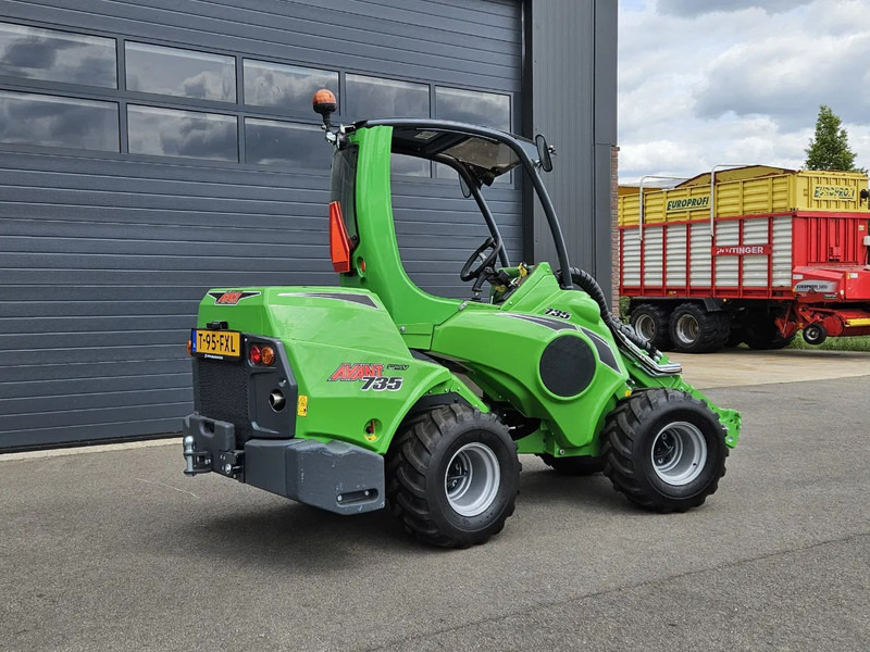 Avant 735 TDL + mini-shovel - Chargeuse compacte sur chenilles: photos 3 Avant 735 TDL + mini-shovel - Chargeuse compacte sur chenilles: photos 3