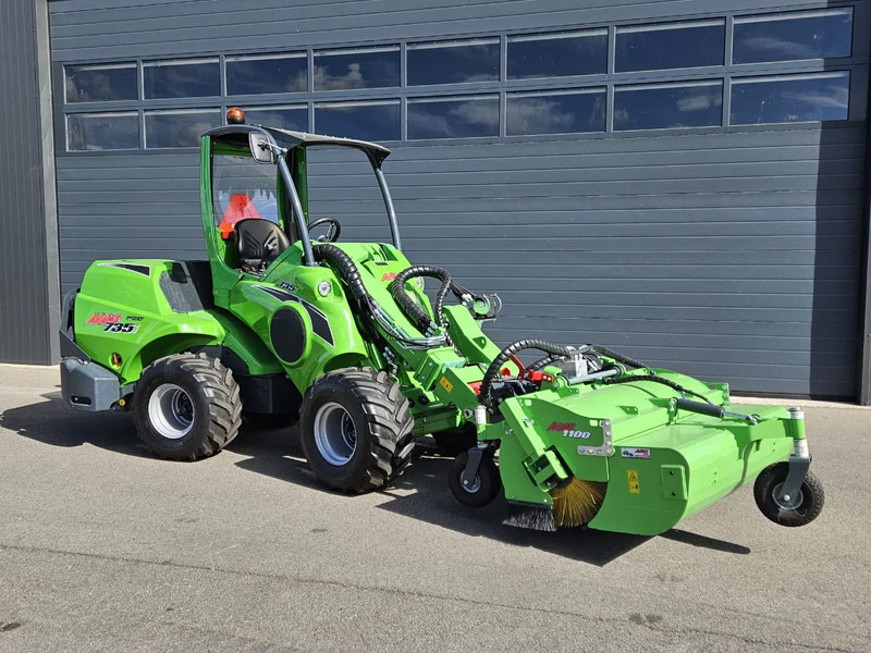 Avant 735i Rental mini-shovel - Chargeuse compacte sur chenilles: photos 1 Avant 735i Rental mini-shovel - Chargeuse compacte sur chenilles: photos 1