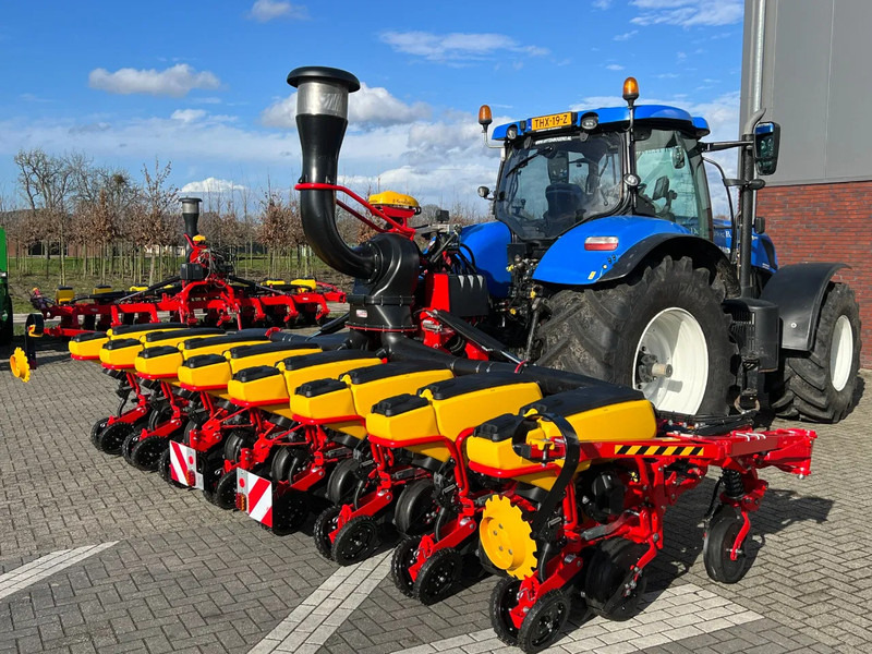 Vaderstad Tempo V 8 - Semoir/ Planteuse: photos 1 Vaderstad Tempo V 8 - Semoir/ Planteuse: photos 1