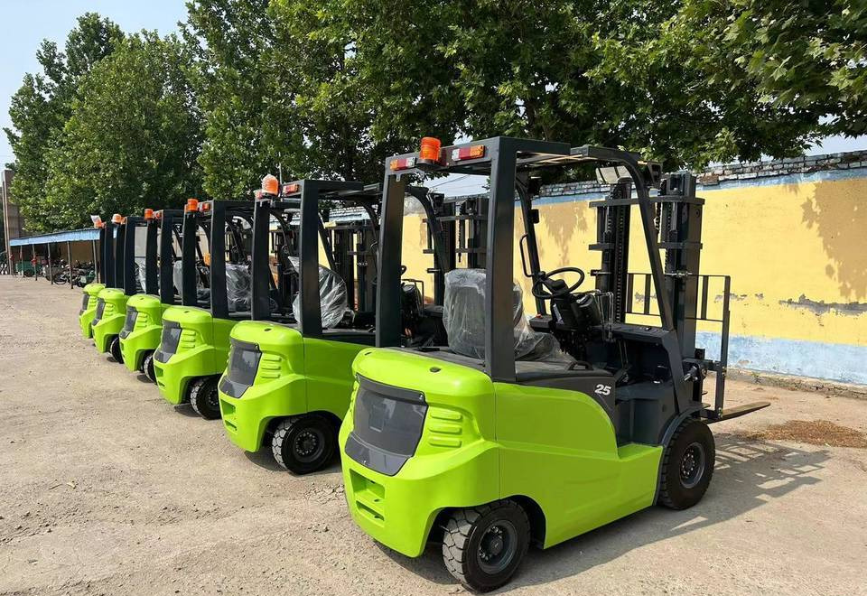 NEW MAXUS 2500 kg Electric Forklift Warranty up to 10 YEARS НОВИЙ Електричний MAXUS Візок для вантажів 2500 кг Гарантія до 10 РОКІВ NOWY Elektryczny MAXUS widłowy 2500 kg Gwarancja do 10 LAT - Chariot élévateur électrique: photos 3 NEW MAXUS 2500 kg Electric Forklift Warranty up to 10 YEARS НОВИЙ Електричний MAXUS Візок для вантажів 2500 кг Гарантія до 10 РОКІВ NOWY Elektryczny MAXUS widłowy 2500 kg Gwarancja do 10 LAT - Chariot élévateur électrique: photos 3