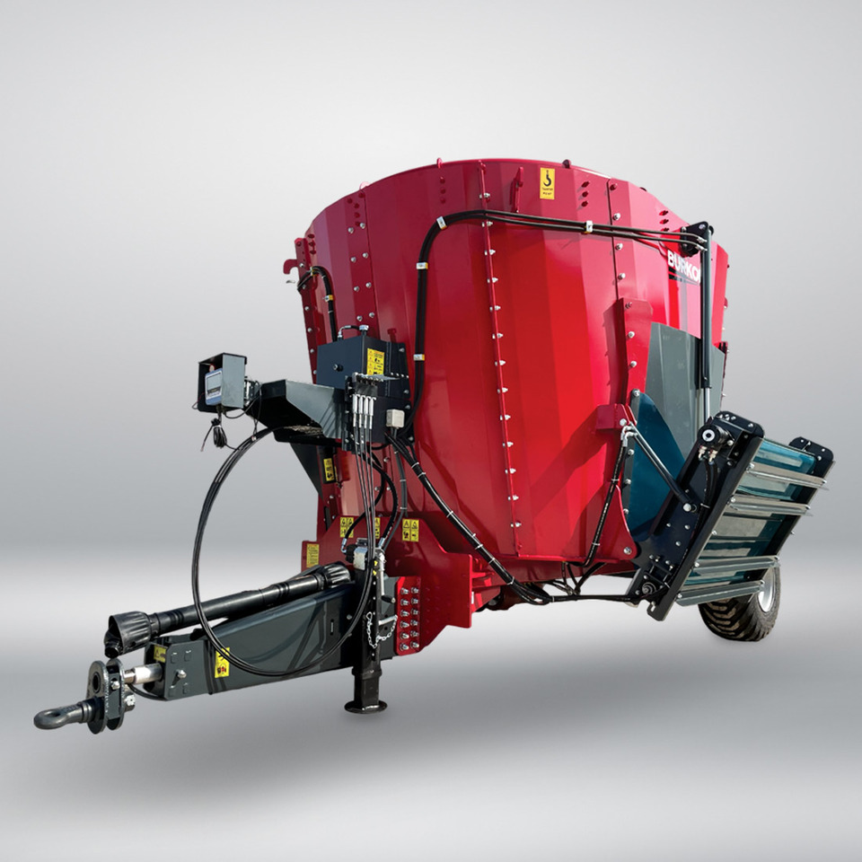 10 m3 Çekilir Yem Karma Makinesi - Mélangeuse: photos 1 10 m3 Çekilir Yem Karma Makinesi - Mélangeuse: photos 1