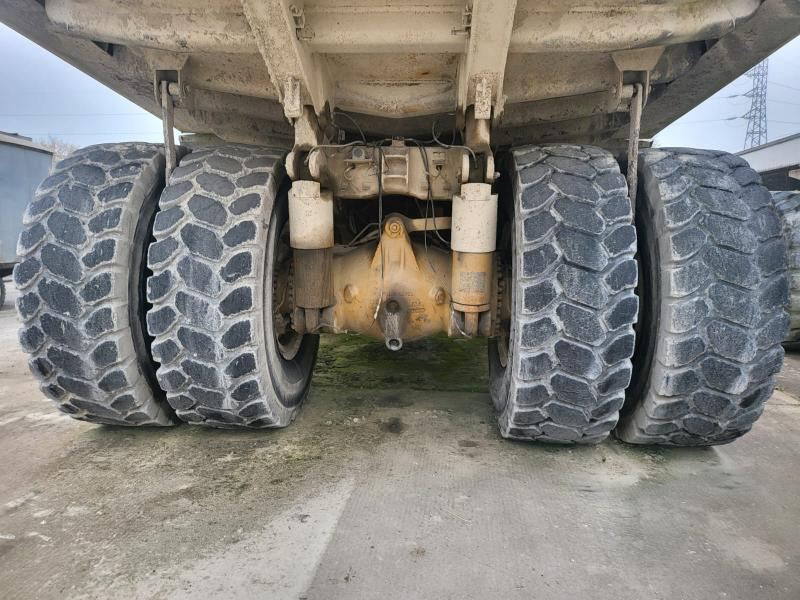 Tombereau rigide Caterpillar 773B: photos 9