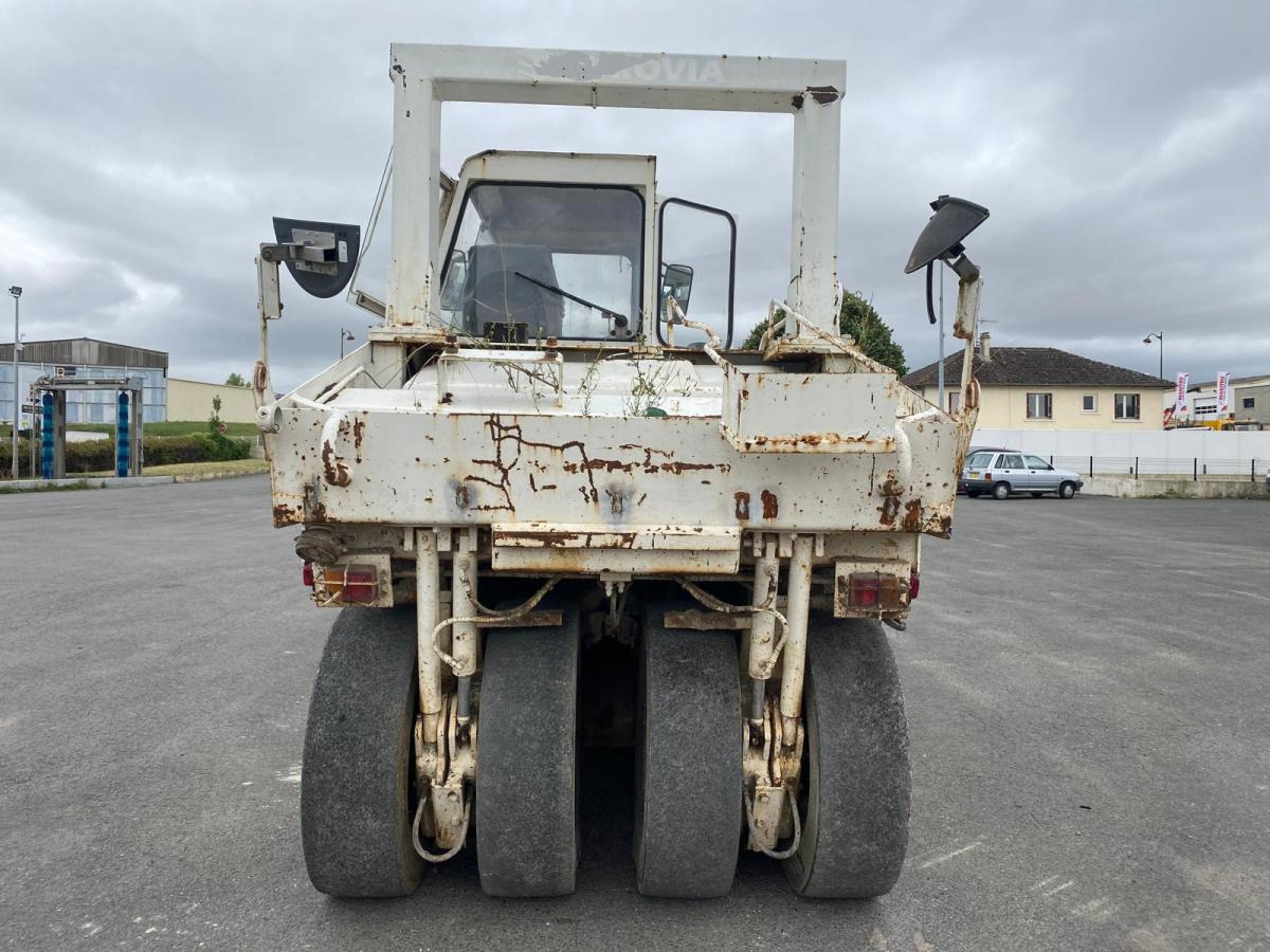 Caterpillar PS300 - Compacteur à pneus: photos 4 Caterpillar PS300 - Compacteur à pneus: photos 4