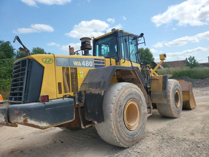 Komatsu WA480-6 - Chargeuse sur pneus: photos 5 Komatsu WA480-6 - Chargeuse sur pneus: photos 5