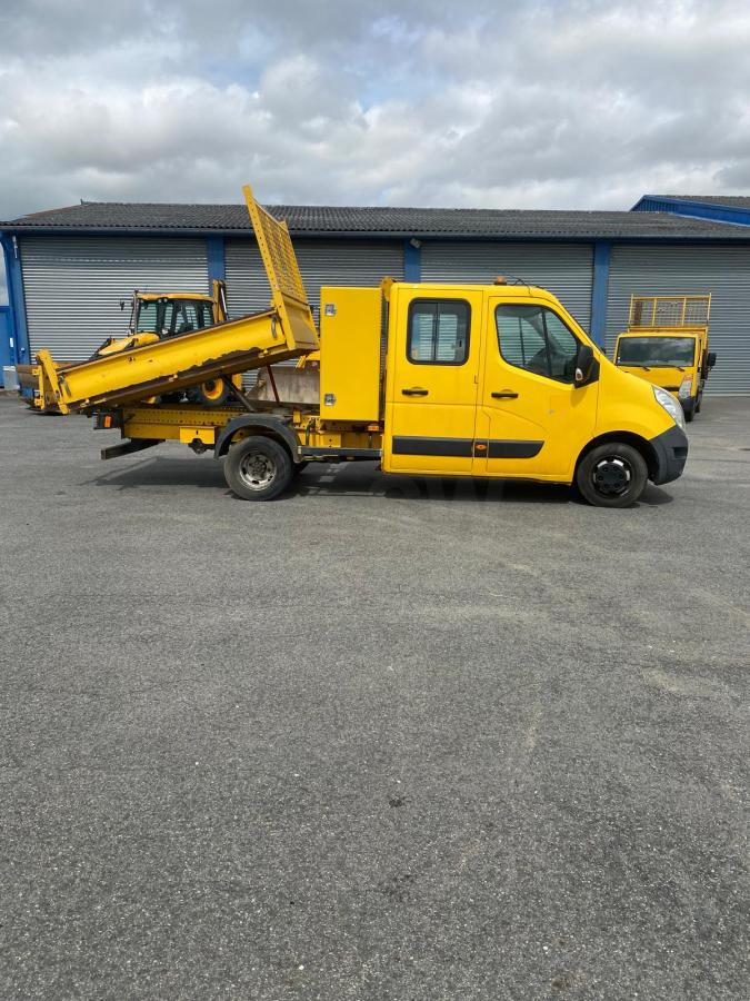 Renault Master 150 DCI - Utilitaire benne: photos 3 Renault Master 150 DCI - Utilitaire benne: photos 3