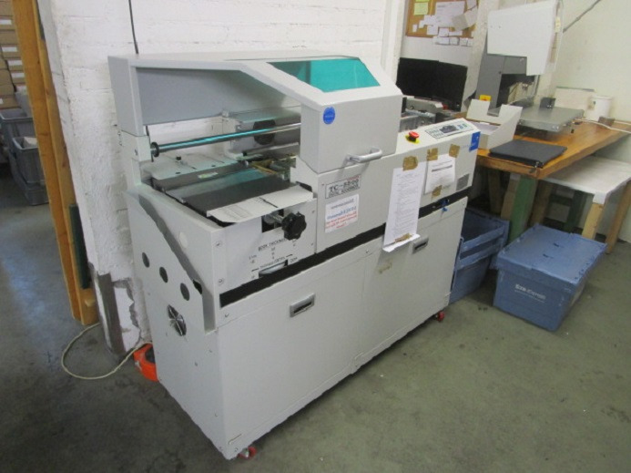 PERFECT BINDER TC-5500 MIT UNTERSCHRANK - Relieuse: photos 3 PERFECT BINDER TC-5500 MIT UNTERSCHRANK - Relieuse: photos 3
