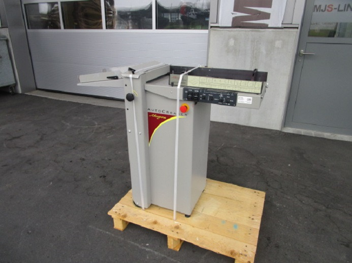 RILLMASCHINE MORGANA AUTOCREASER 708202 - Machine d'impression: photos 1 RILLMASCHINE MORGANA AUTOCREASER 708202 - Machine d'impression: photos 1
