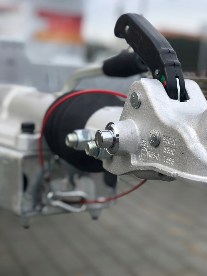 PRZYCZEPA LAWETA KOPARKI MINIKOPARKI 370x170 CM, 3500 KG / EXCAVATOR MINI EXCAVATOR TRANSPORTER TRAILER 370x170 CM, DMC 3500 KG - Remorque porte engin: photos 3 PRZYCZEPA LAWETA KOPARKI MINIKOPARKI 370x170 CM, 3500 KG / EXCAVATOR MINI EXCAVATOR TRANSPORTER TRAILER 370x170 CM, DMC 3500 KG - Remorque porte engin: photos 3