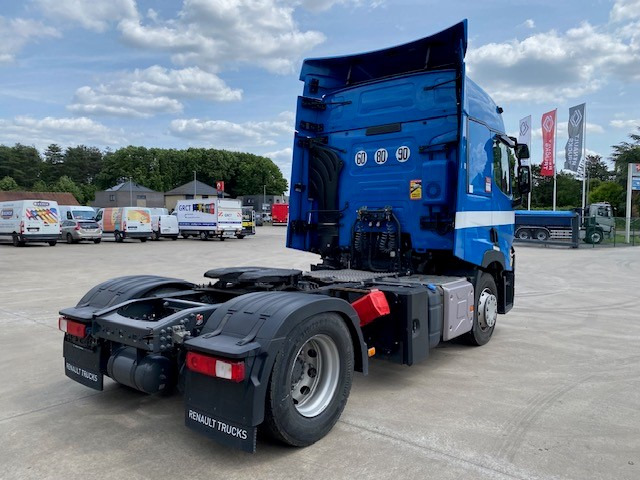 Renault Trucks T - Tracteur routier: photos 3 Renault Trucks T - Tracteur routier: photos 3