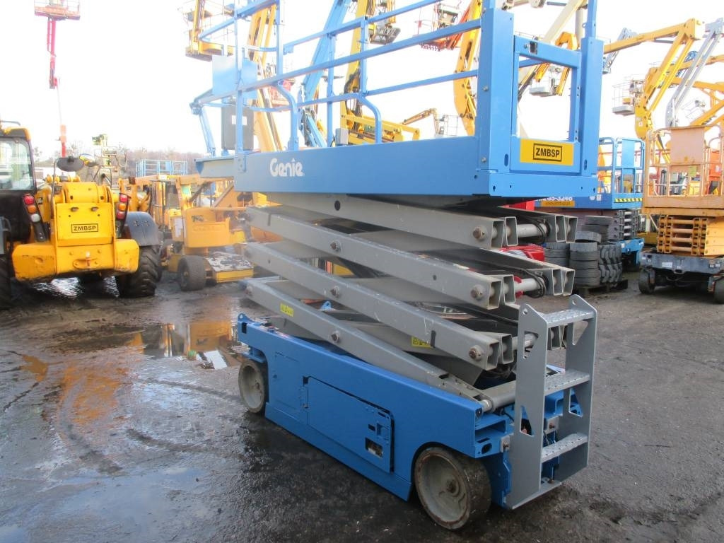 Genie GS 2632 - Nacelle ciseaux: photos 4 Genie GS 2632 - Nacelle ciseaux: photos 4