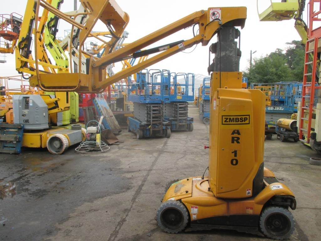 Haulotte Star 10  - Nacelle à mât vertical: photos 5 Haulotte Star 10  - Nacelle à mât vertical: photos 5