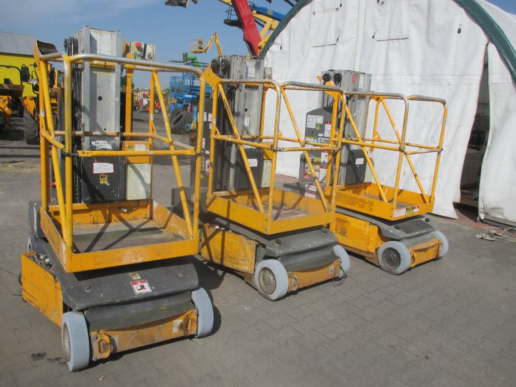 JLG Toucan Junior 8 - Nacelle à mât vertical: photos 1 JLG Toucan Junior 8 - Nacelle à mât vertical: photos 1