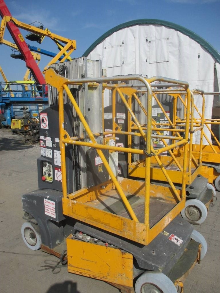 JLG Toucan Junior 8 - Nacelle à mât vertical: photos 2 JLG Toucan Junior 8 - Nacelle à mât vertical: photos 2