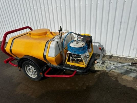 BRENDON BB1000 - Nettoyeur haute pression, Remorque voiture: photos 1 BRENDON BB1000 - Nettoyeur haute pression, Remorque voiture: photos 1