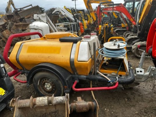 BRENDON BBW30KPE - Nettoyeur haute pression, Remorque voiture: photos 1 BRENDON BBW30KPE - Nettoyeur haute pression, Remorque voiture: photos 1