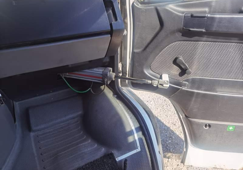 Bus interurbain Mercedes-Benz Vario 813D 31+15: photos 14