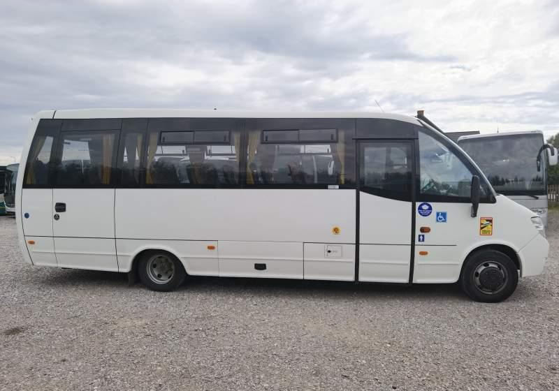 Mercedes-Benz WING VARIO 34 Uszkodzony silnik - Bus interurbain: photos 3 Mercedes-Benz WING VARIO 34 Uszkodzony silnik - Bus interurbain: photos 3