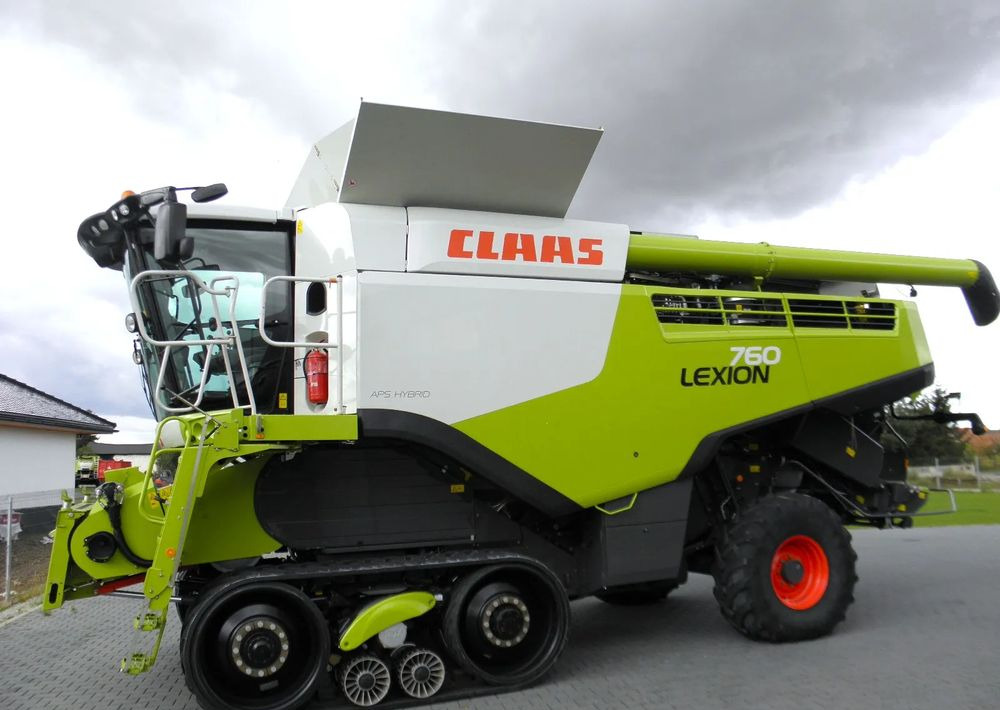 Claas Lexion 760 Terra Trac 2015 Rok, 1900 motgodzin, Heder V 930 2019 Rok, Najbogatsza Wersja, Nie Malowany, Stan Idealny - Moissonneuse-batteuse: photos 2 Claas Lexion 760 Terra Trac 2015 Rok, 1900 motgodzin, Heder V 930 2019 Rok, Najbogatsza Wersja, Nie Malowany, Stan Idealny - Moissonneuse-batteuse: photos 2