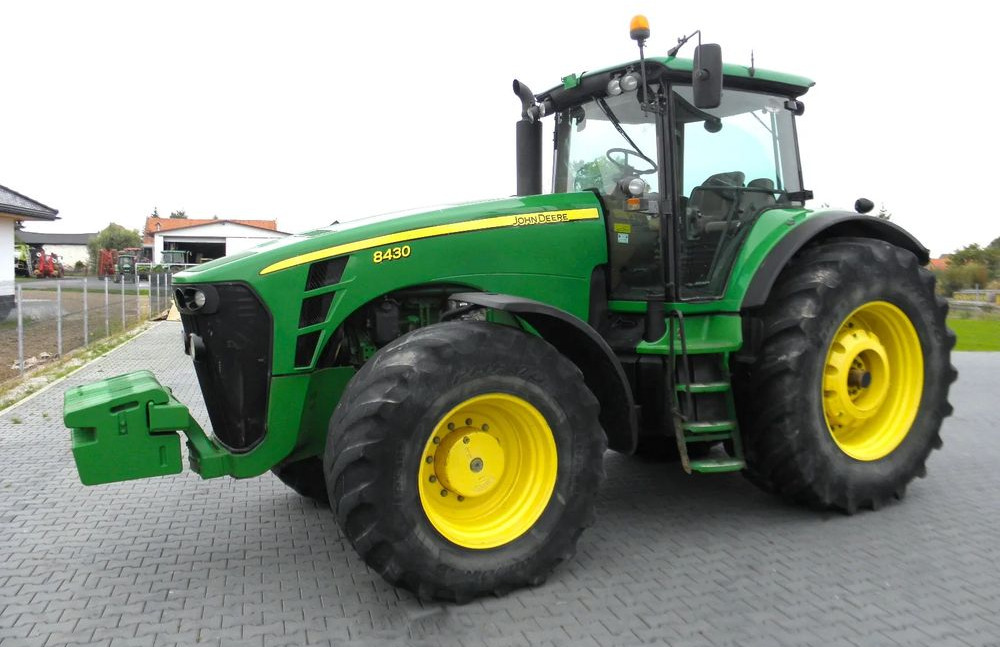 John Deere 8430 2008 Rok, Nie Malowany, Stan Bardzo Dobry - Tracteur agricole: photos 1 John Deere 8430 2008 Rok, Nie Malowany, Stan Bardzo Dobry - Tracteur agricole: photos 1