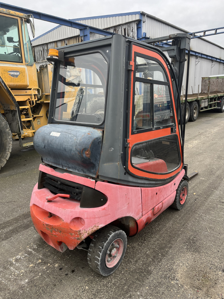 FENWICK H18 1t8 - Chariot élévateur à gaz: photos 4 FENWICK H18 1t8 - Chariot élévateur à gaz: photos 4