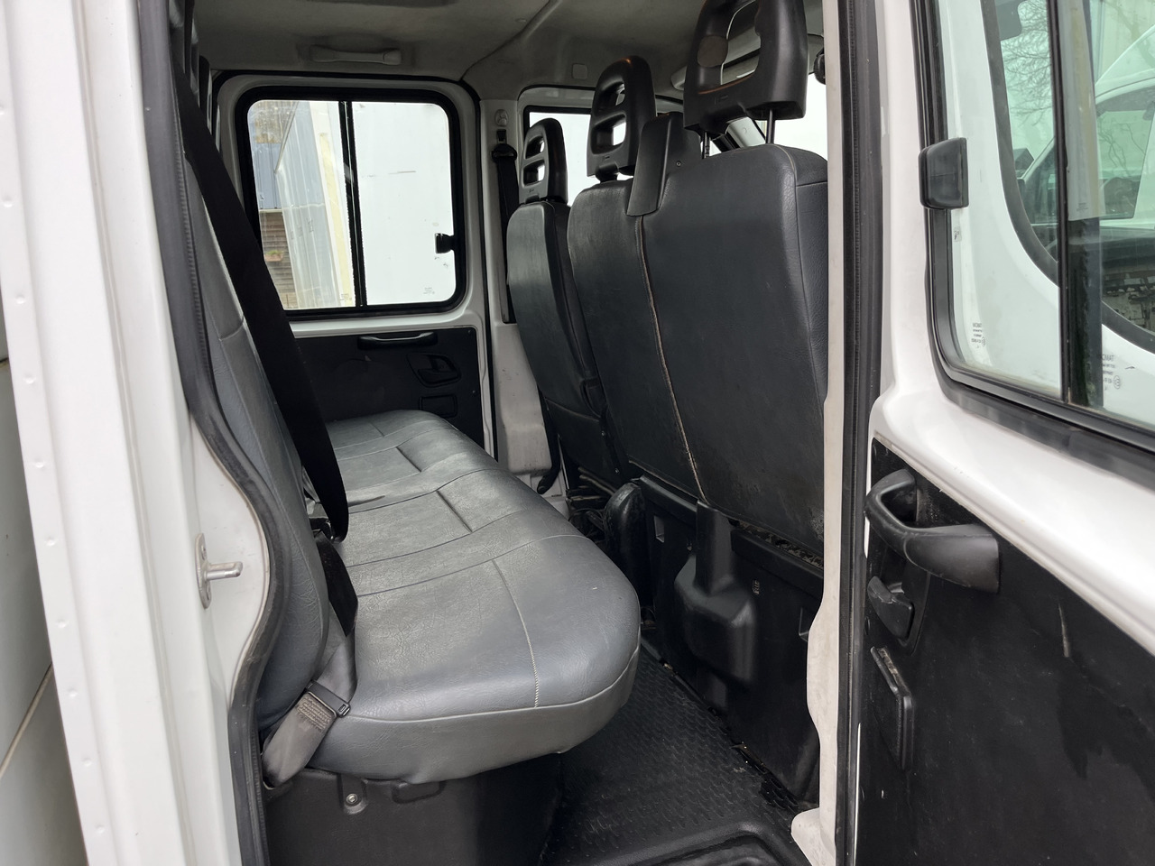 Utilitaire benne Iveco Daily 35-170: photos 6 Utilitaire benne Iveco Daily 35-170: photos 6