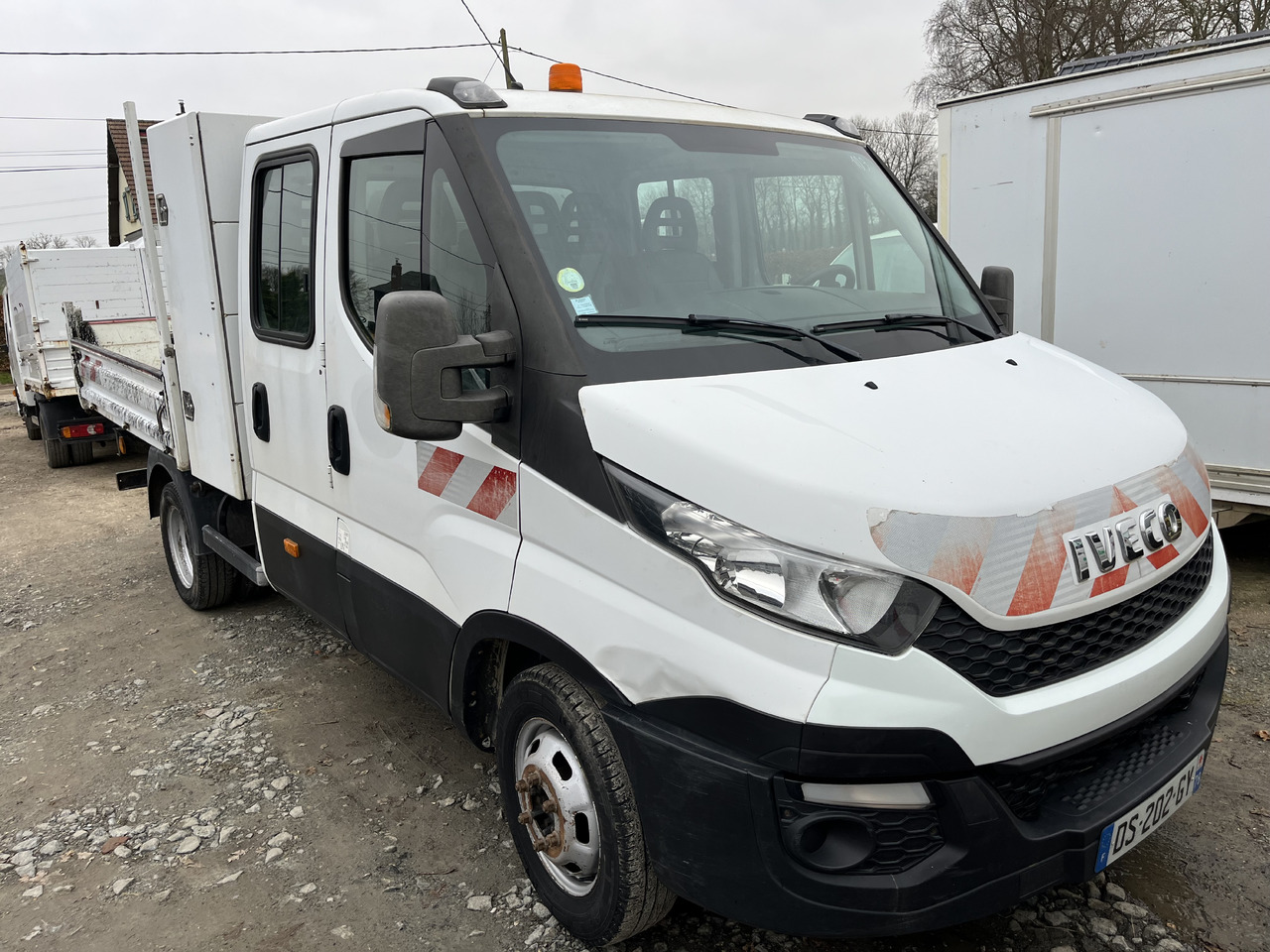 Iveco Daily 35-170 - Utilitaire benne: photos 2 Iveco Daily 35-170 - Utilitaire benne: photos 2